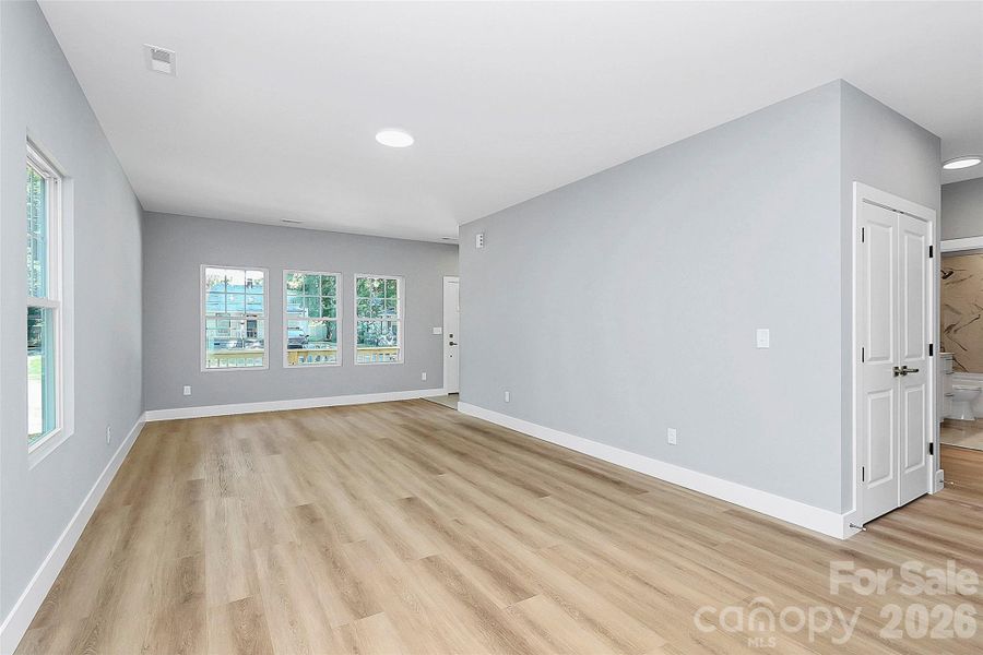 Spacious, unfurnished interior of a new home in , Rock Hill (Image 20). Spacious, unfurnished interior of a new home in , Rock Hill (Image 20).