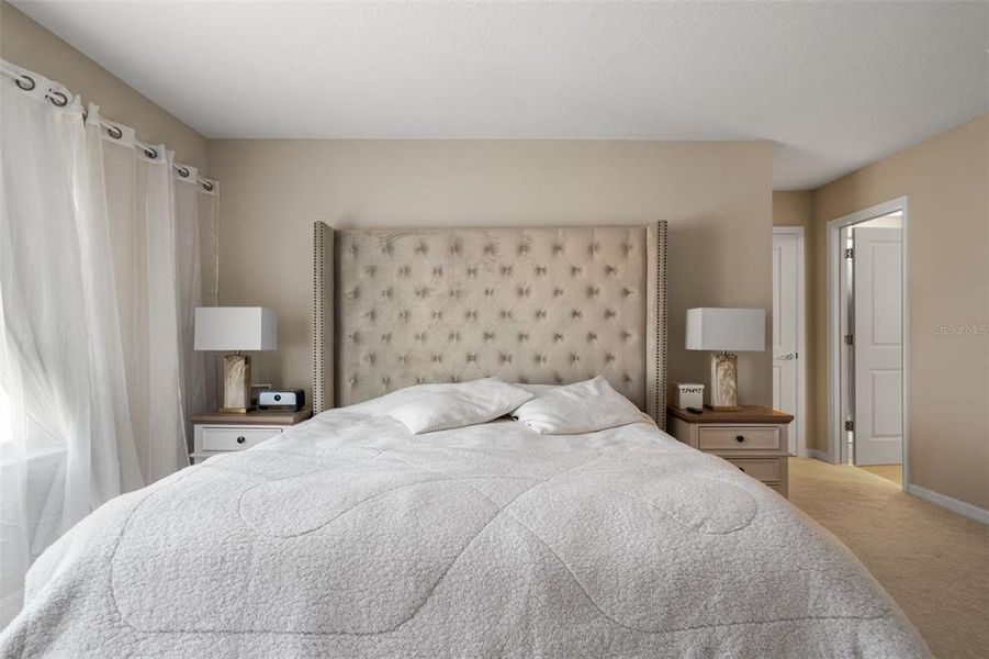 Furnished interior view inside a new home in , Winter Garden (Image 35).