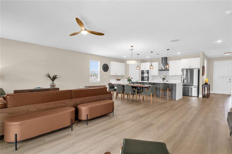 Furnished interior view inside a new home in , Winter Haven (Image 13).