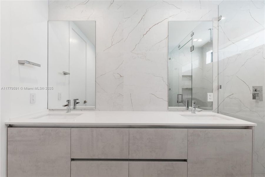 Furnished interior view inside a new home in , Miami (Image 6).