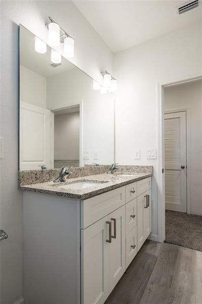 Furnished interior view inside a new home in , Orlando (Image 6).