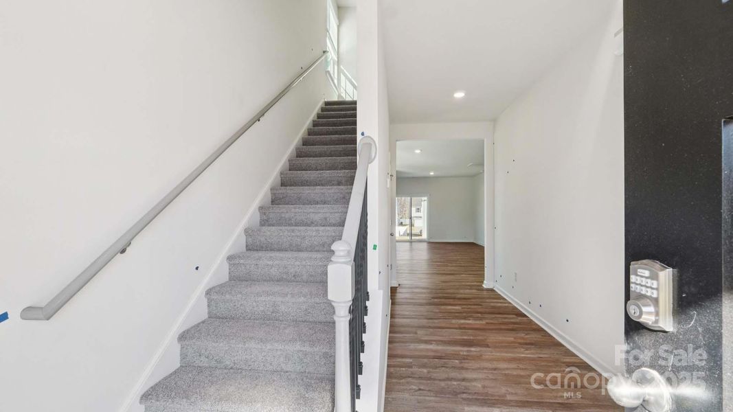 Spacious, unfurnished interior of a new home in Wallace Springs, Statesville (Image 31). Spacious, unfurnished interior of a new home in Wallace Springs, Statesville (Image 31).