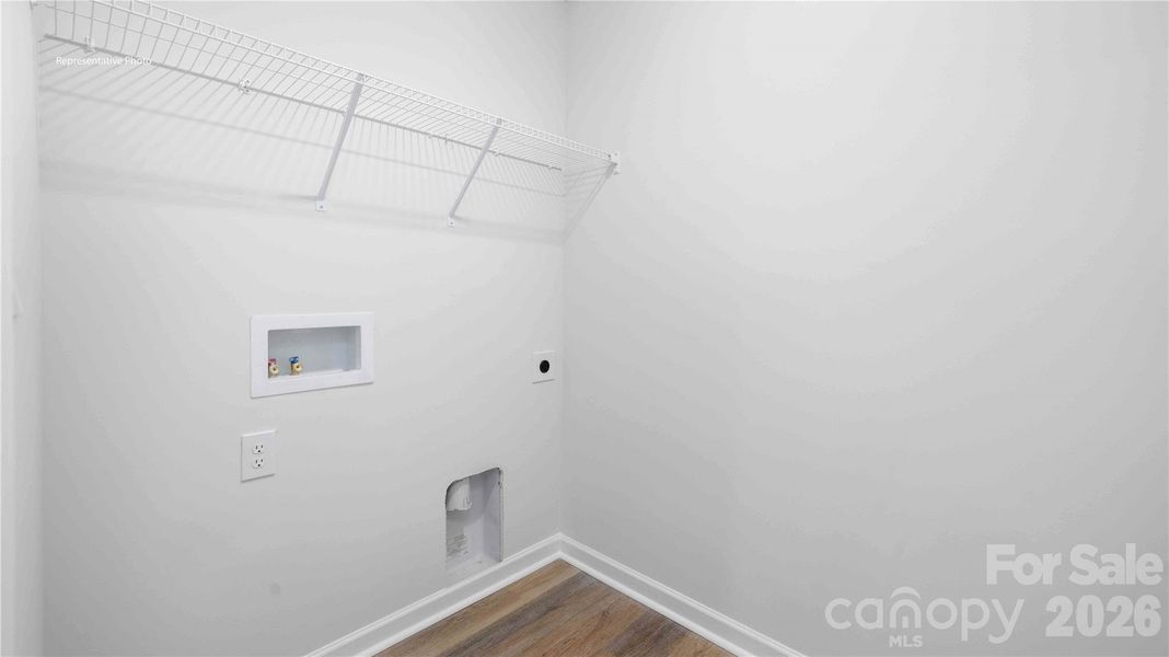 Spacious, unfurnished interior of a new home in Sonoma Hills, Charlotte (Image 17).