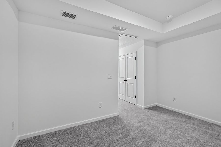 Spacious, unfurnished interior of a new home in Rosewood Farm, Lawrenceville (Image 29).