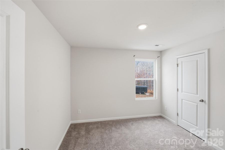 Spacious, unfurnished interior of a new home in , Shelby (Image 24).