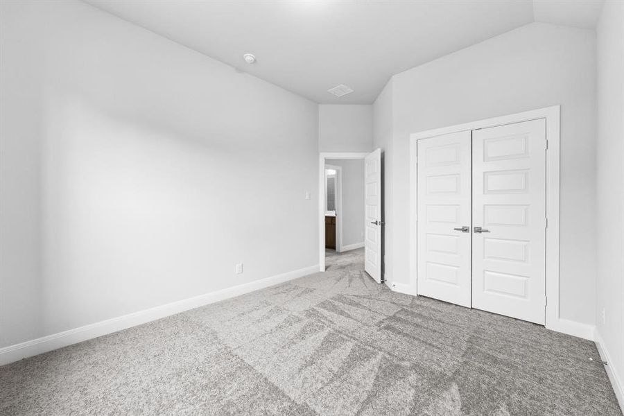 Spacious, unfurnished interior of a new home in Talia – Garden Series, Mesquite (Image 13).