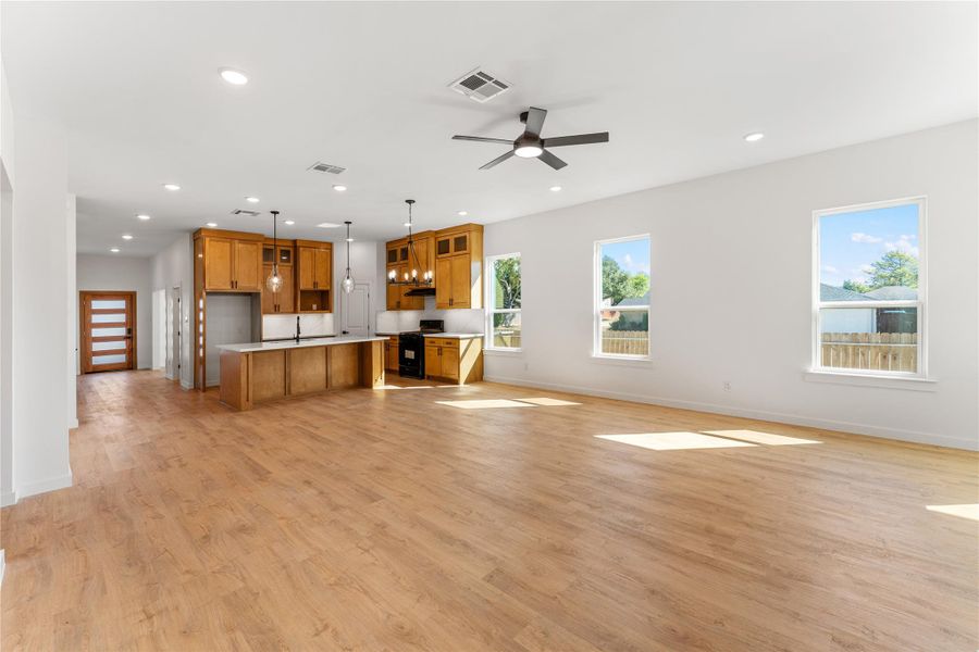 Spacious, unfurnished interior of a new home in , Houston (Image 17). Spacious, unfurnished interior of a new home in , Houston (Image 17).