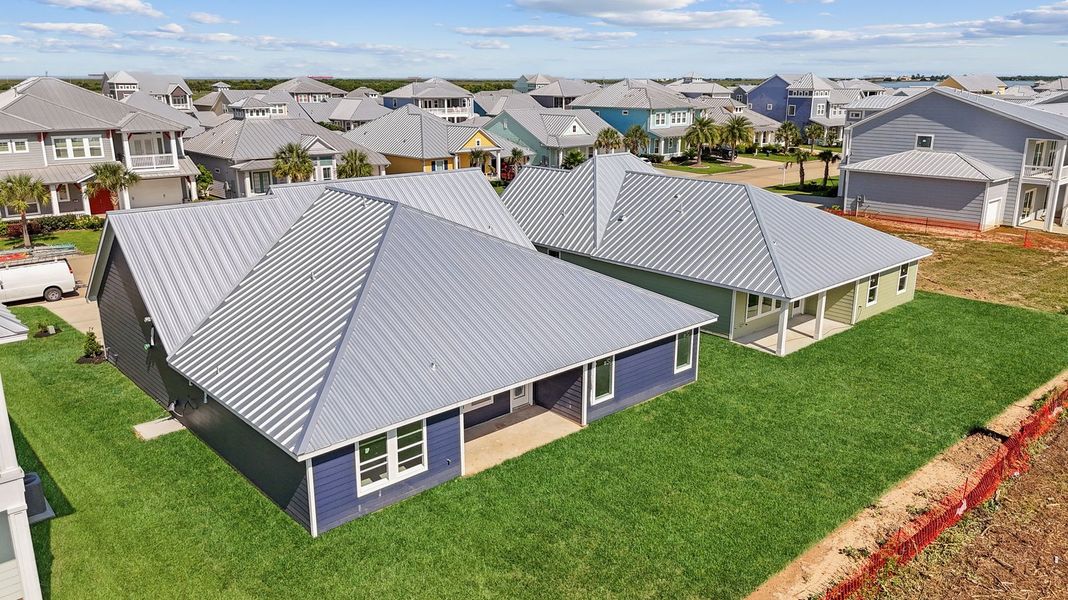 Exterior details of a home in Grand Cay Harbour, Texas City (Image 7). Exterior details of a home in Grand Cay Harbour, Texas City (Image 7).