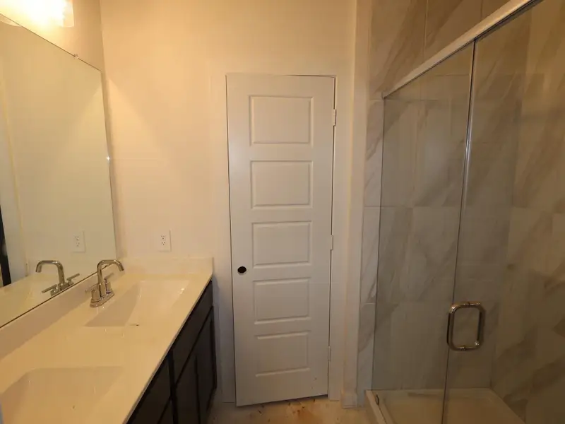 Furnished interior view inside a new home in Moran Ranch, Willis (Image 6).