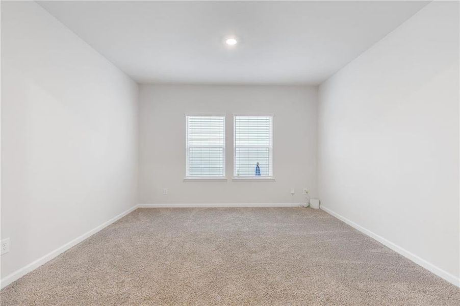 Spacious, unfurnished interior of a new home in , Braselton (Image 36).