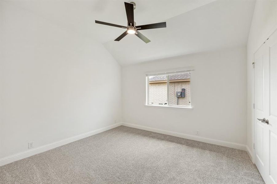 Spacious, unfurnished interior of a new home in Somerset, Venus (Image 31).