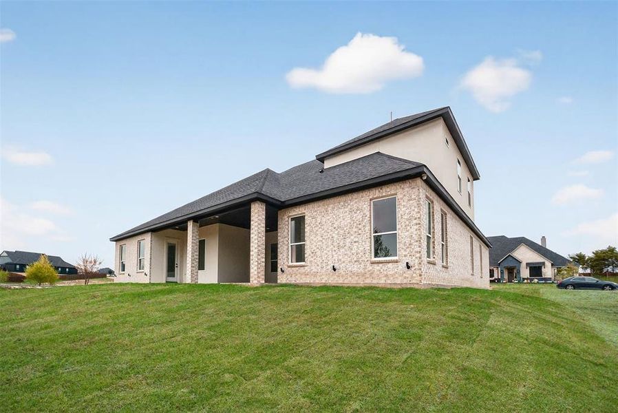 Exterior details and patio area of a home in , Ovilla (Image 25). Exterior details and patio area of a home in , Ovilla (Image 25).