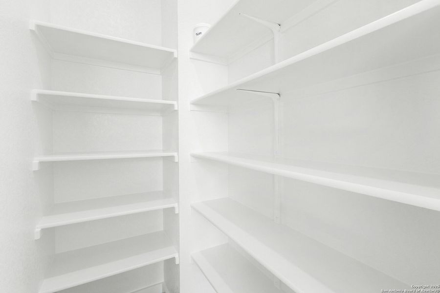 Image 22 of a home in Willowbrook. Image 22 of a home in Willowbrook.