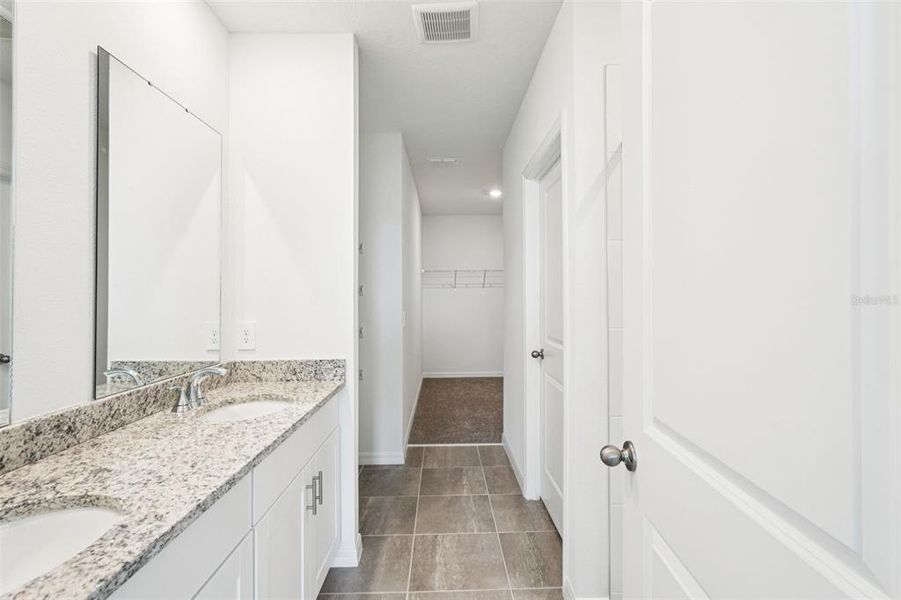 Furnished interior view inside a new home in Hamilton Bluff - Classic Series, Lake Hamilton (Image 8).