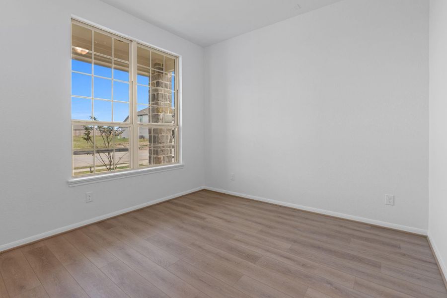 The home office features beautiful floors, large windows that give a fresh feel, this space promotes focus and creativity. The home office features beautiful floors, large windows that give a fresh feel, this space promotes focus and creativity.