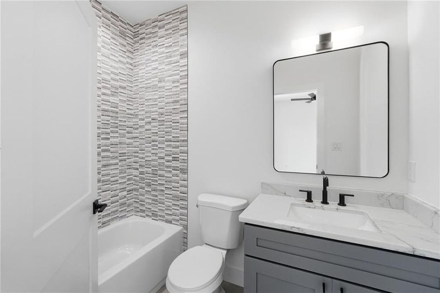 Furnished interior view inside a new home in , Atlanta (Image 47).