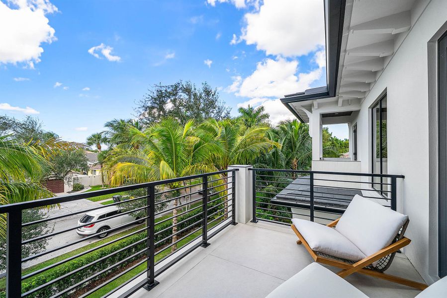 Furnished interior view inside a new home in , Boca Raton (Image 9).