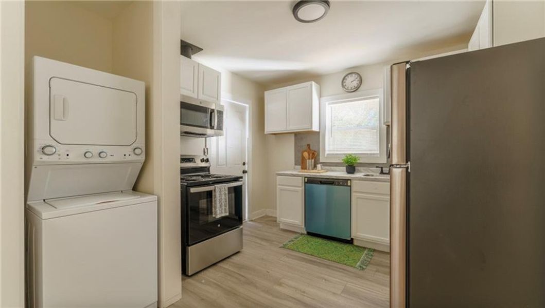 Furnished interior view inside a new home in , Atlanta (Image 12).