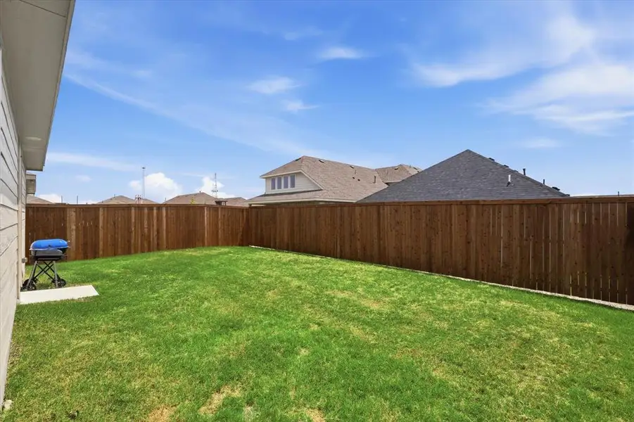 Exterior details and patio area of a home in , Forney (Image 23).