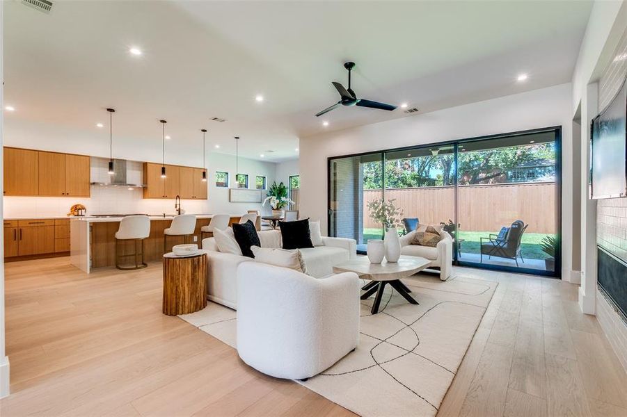 Furnished interior view inside a new home in , Dallas (Image 16).