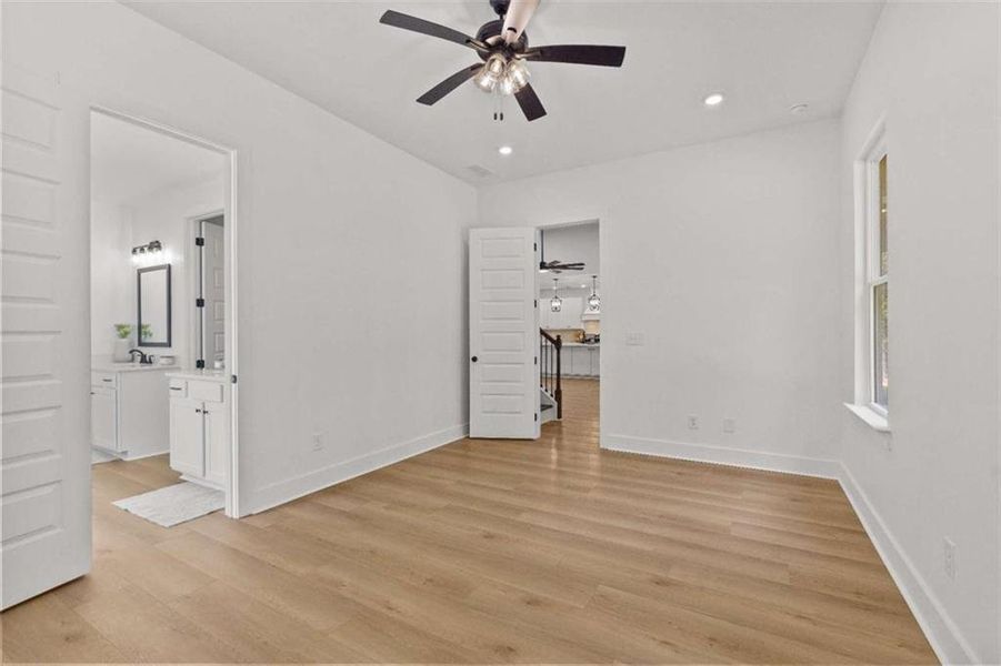 Spacious, unfurnished interior of a new home in , Jenkinsburg (Image 24).