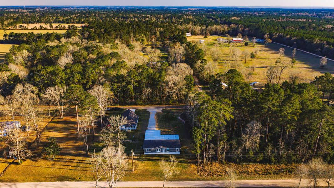 Image 33 of a home in .