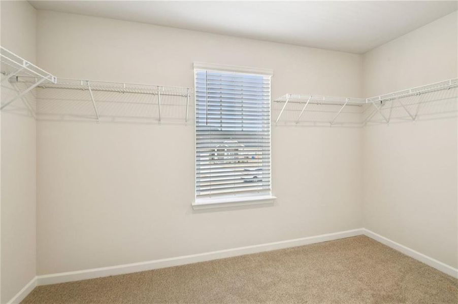Spacious, unfurnished interior of a new home in Creekside at Oxford Park, Fairburn (Image 35). Spacious, unfurnished interior of a new home in Creekside at Oxford Park, Fairburn (Image 35).