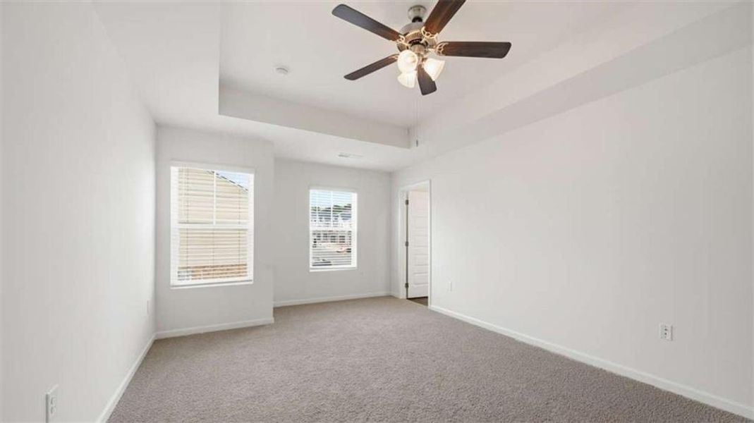 Spacious, unfurnished interior of a new home in Inverness at Sugarloaf, Lawrenceville (Image 26).