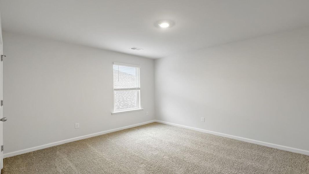 Spacious, unfurnished interior of a new home in The Cove at Mallard Crossing, Summerville (Image 15).