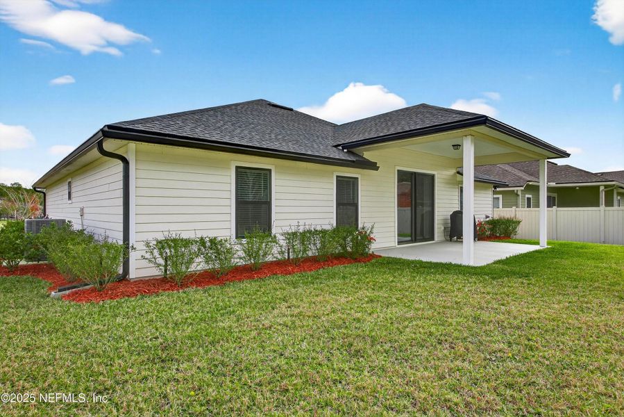 Exterior details and patio area of a home in , Middleburg (Image 4). Exterior details and patio area of a home in , Middleburg (Image 4).