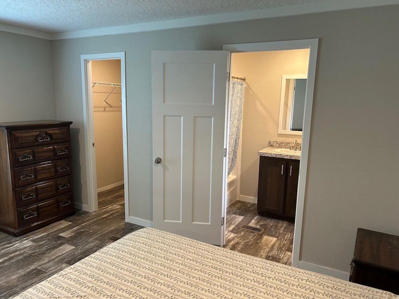 Furnished interior view inside a new home in , Ladson (Image 10).