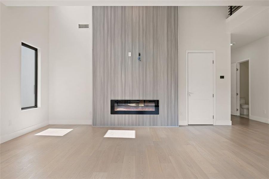 Spacious, unfurnished interior of a new home in , Irving (Image 35). Spacious, unfurnished interior of a new home in , Irving (Image 35).