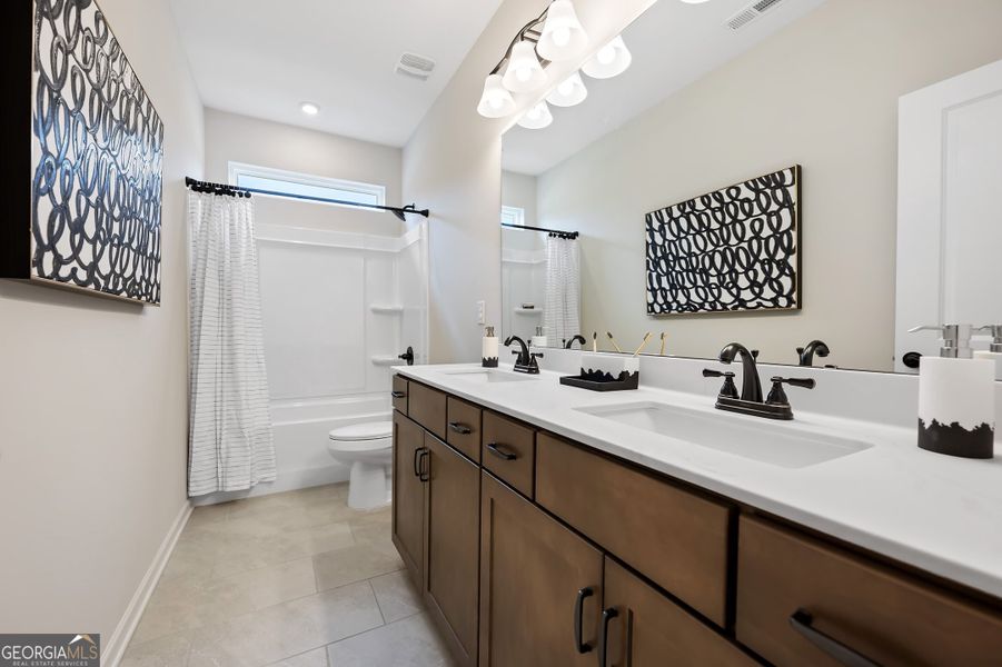Furnished interior view inside a new home in Maddox Station, Eatonton (Image 27).