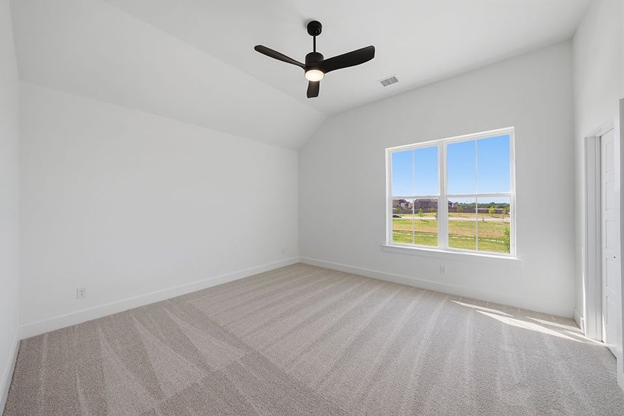 Spacious, unfurnished interior of a new home in Hillside Village, Celina (Image 35).