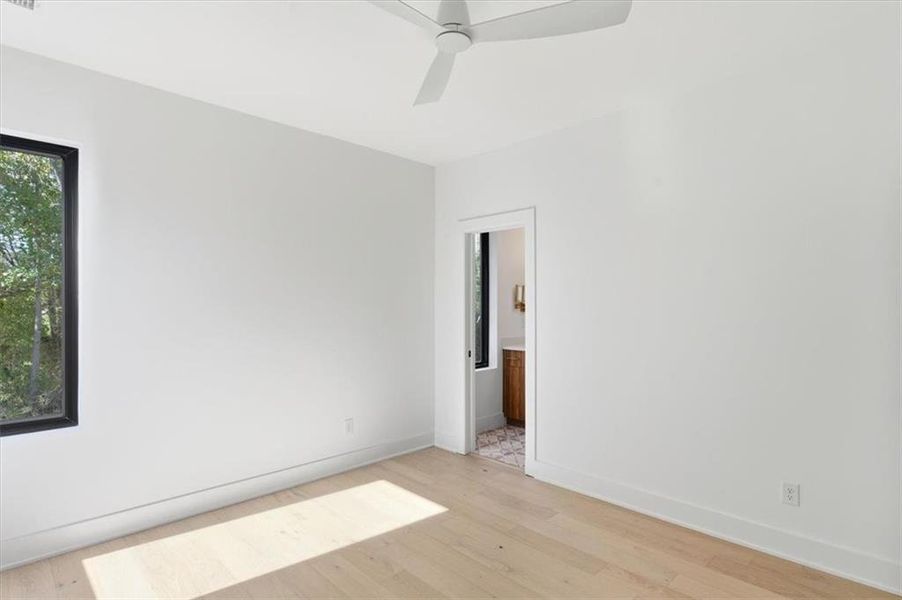 Spacious, unfurnished interior of a new home in Aster, Roswell (Image 82).