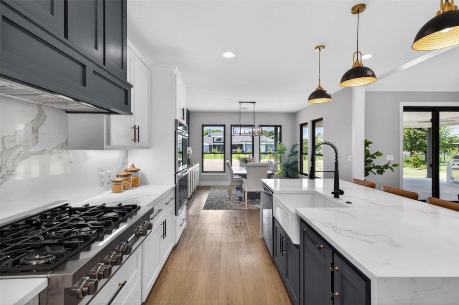 Furnished interior view inside a new home in , Kingsland (Image 13).