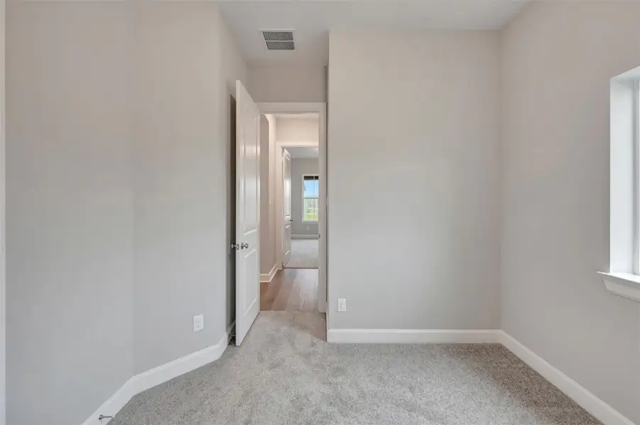 Spacious, unfurnished interior of a new home in Pomona - Reserve Collection, Manvel (Image 19).