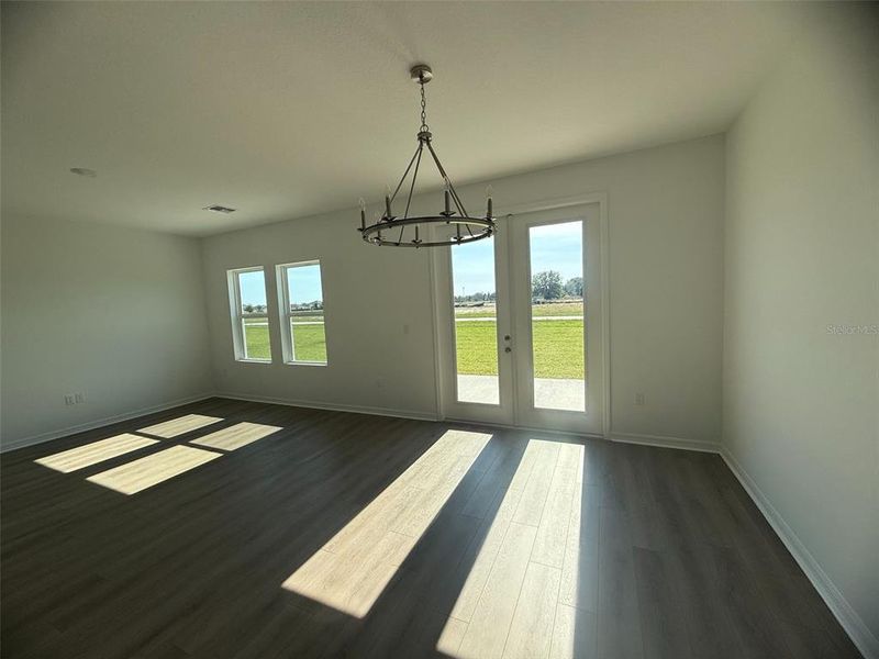 Spacious, unfurnished interior of a new home in Tyson Reserve, St. Cloud (Image 15).