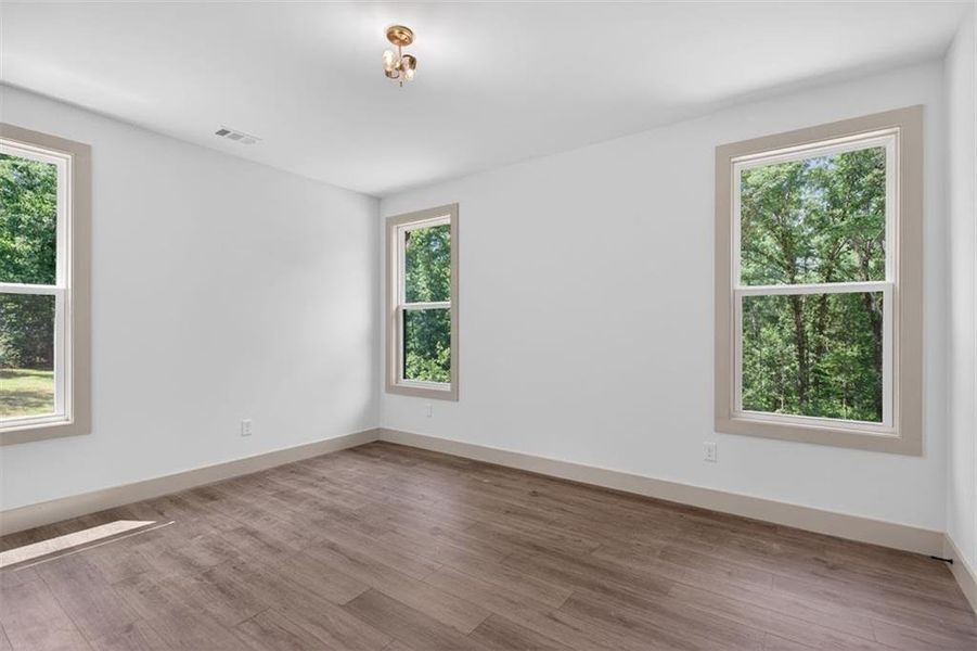 Spacious, unfurnished interior of a new home in , Bremen (Image 28).