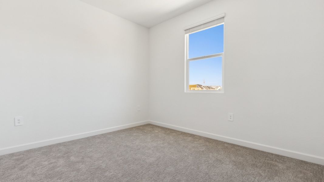 Spacious, unfurnished interior of a new home in Avance, Phoenix (Image 16).