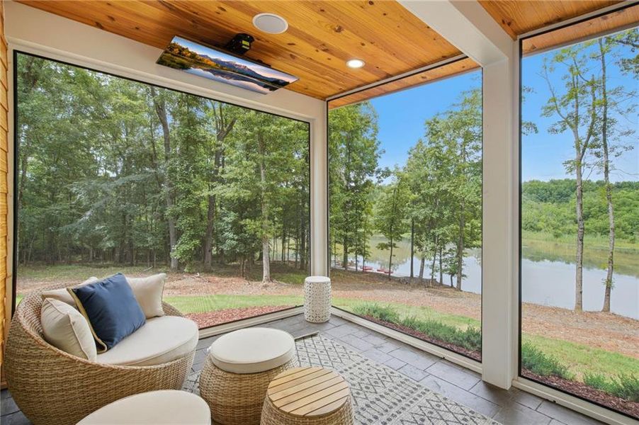 Exterior details and patio area of a home in , Eatonton (Image 31).