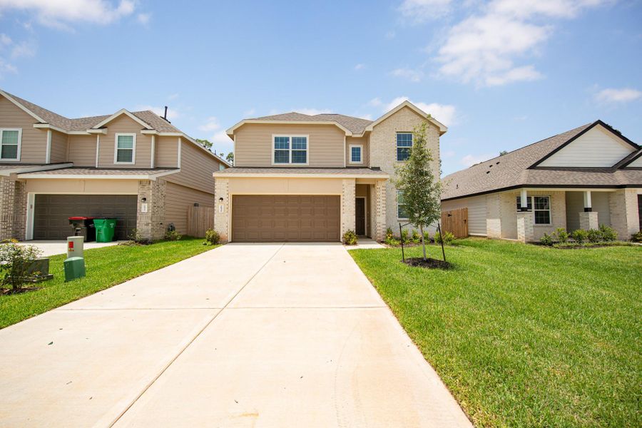 Image 3 of a home in Granger Pines.