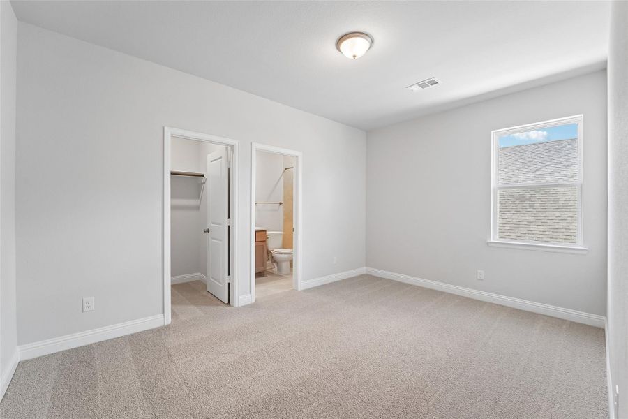 Spacious, unfurnished interior of a new home in Evergreen 55', Conroe (Image 44). Spacious, unfurnished interior of a new home in Evergreen 55', Conroe (Image 44).