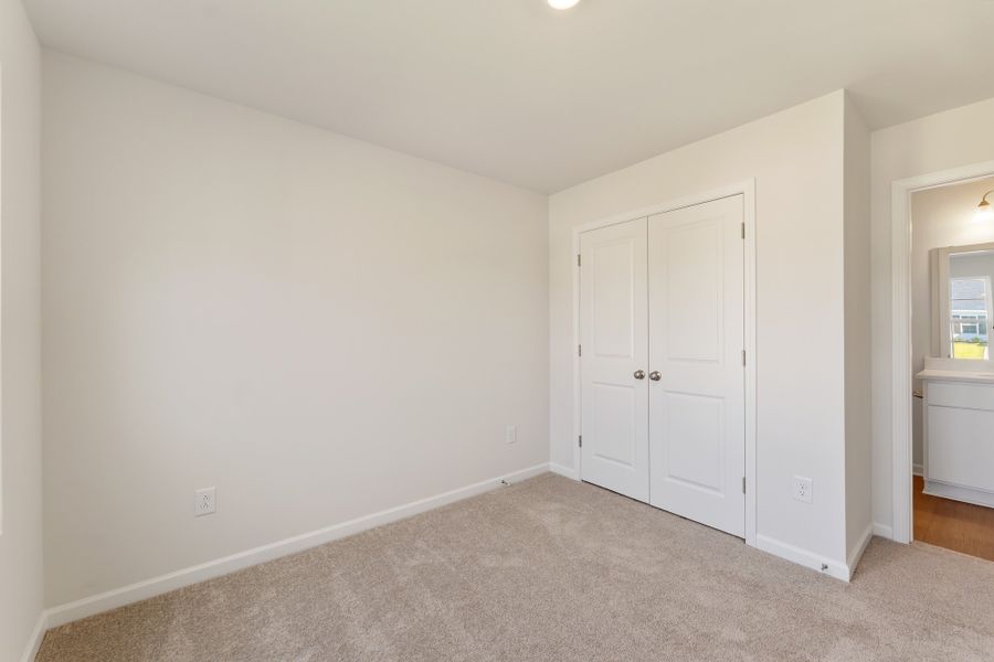 Spacious, unfurnished interior of a new home in Evergreen, Spartanburg (Image 16).