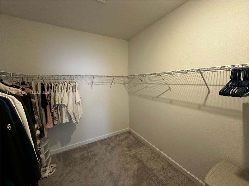 Image 40 of a home in .