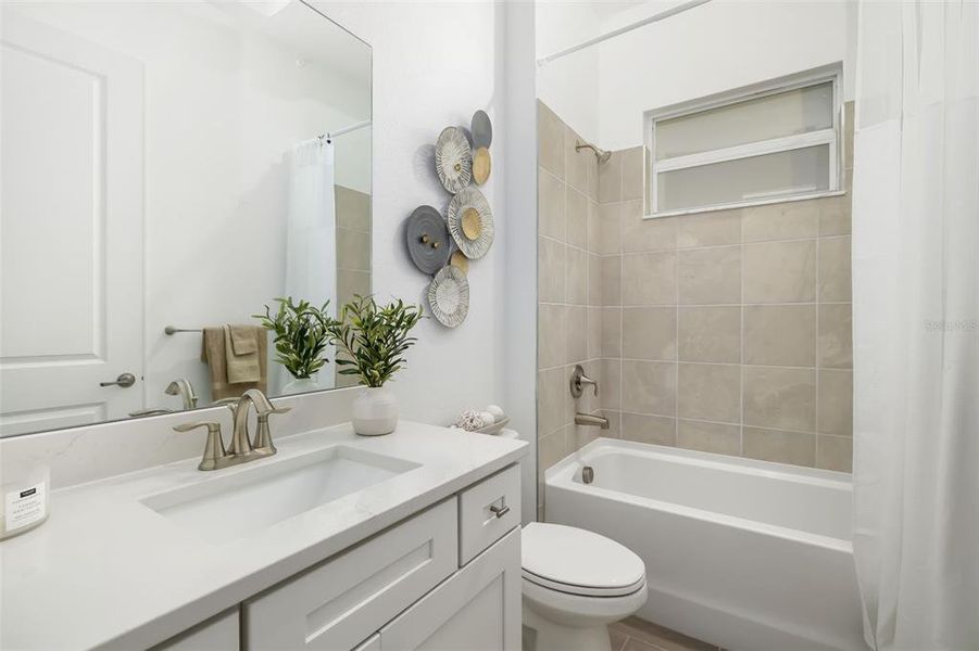 Furnished interior view inside a new home in , Lakewood Ranch (Image 55).