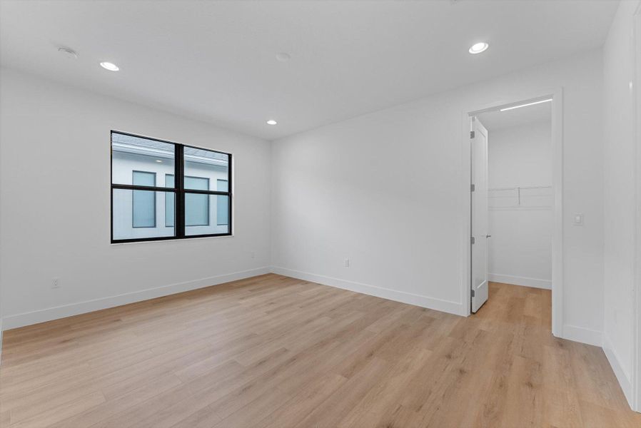 Spacious, unfurnished interior of a new home in , Boca Raton (Image 21). Spacious, unfurnished interior of a new home in , Boca Raton (Image 21).