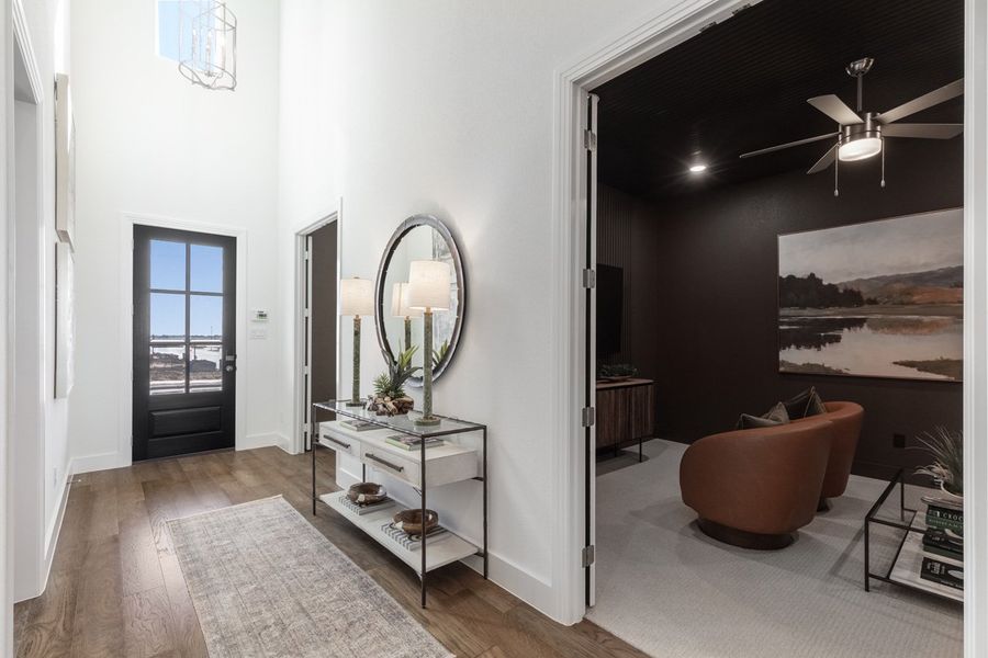 Entry/Entertainment Room