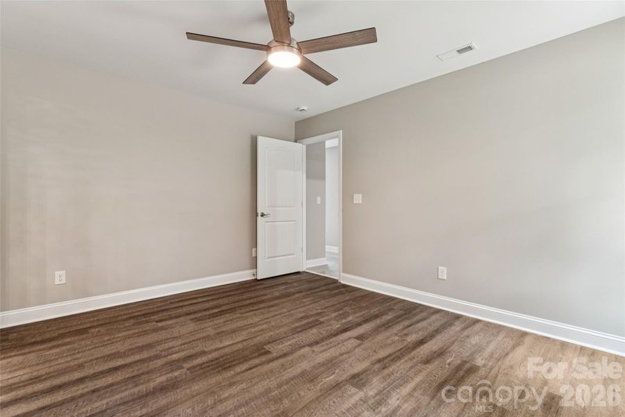 Spacious, unfurnished interior of a new home in , Kannapolis (Image 12).