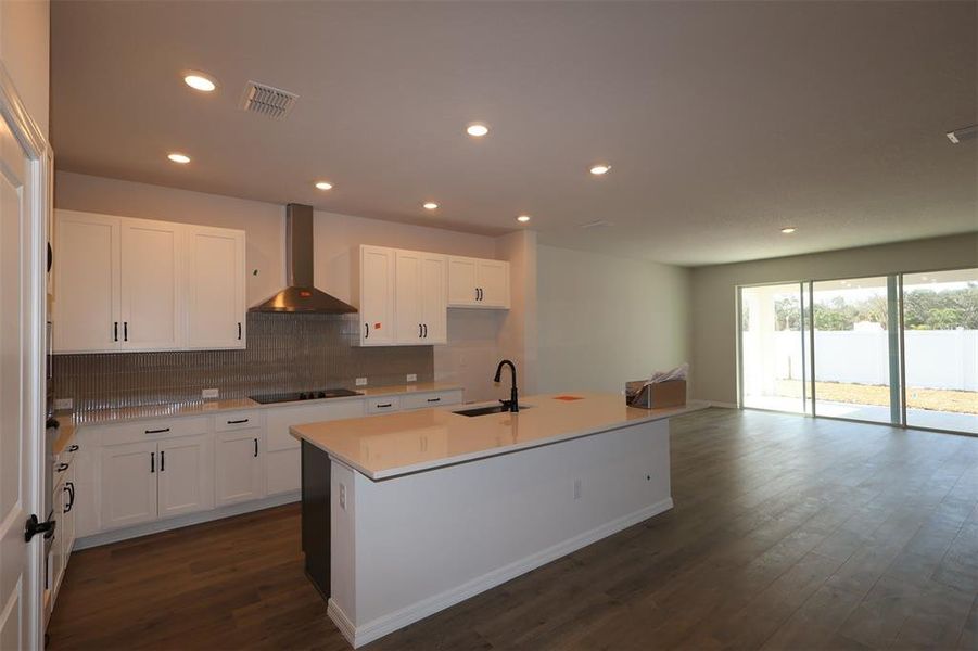 Furnished interior view inside a new home in Eastlyn, Bradenton (Image 7).